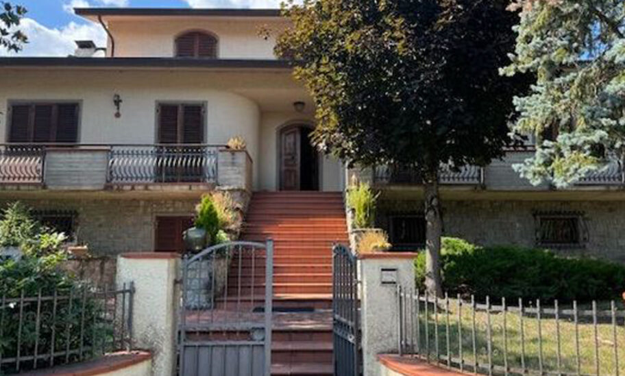 NF immobiliare vendita villa poppi