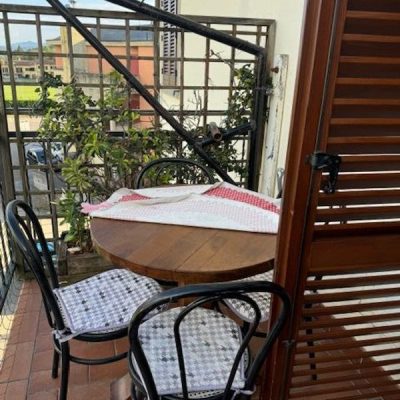 NF immobiliare vendita appartamento 2piani piazza enzo di cocco pratovecchio stia