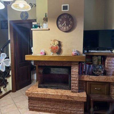 NF immobiliare vendita appartamento 2piani piazza enzo di cocco pratovecchio stia